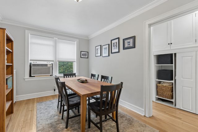 1210 Central Street 3N, Evanston, IL 60201