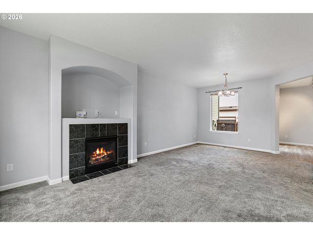 3750 Se TWELVE OAKS St, Hillsboro, OR 97123