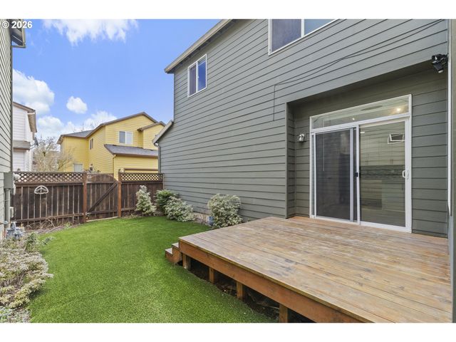 3750 Se TWELVE OAKS St, Hillsboro, OR 97123