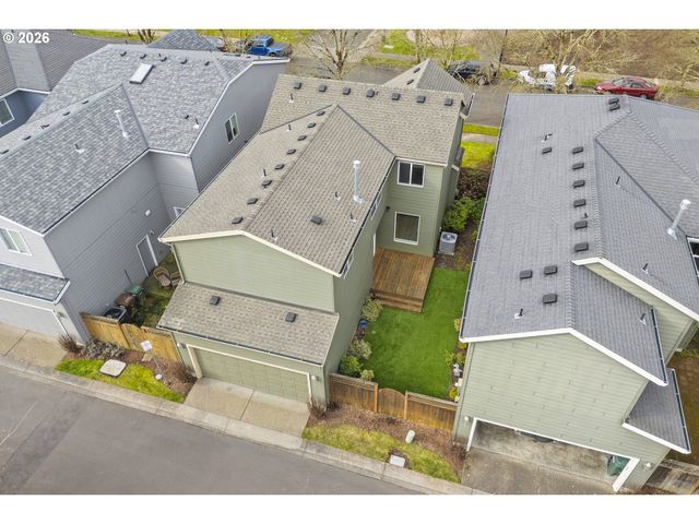 3750 Se TWELVE OAKS St, Hillsboro, OR 97123