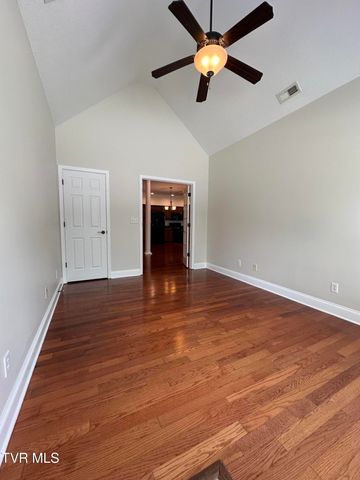 3838 Oakley Place, Kingsport, TN 37664