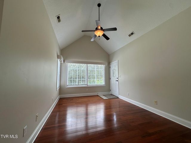 3838 Oakley Place, Kingsport, TN 37664