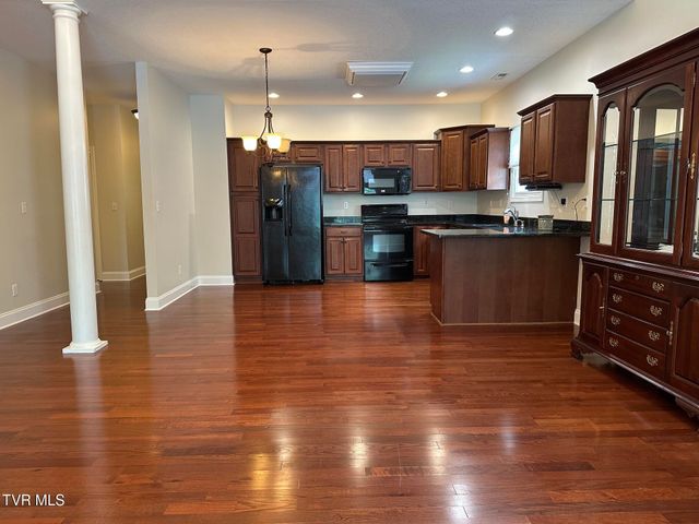 3838 Oakley Place, Kingsport, TN 37664
