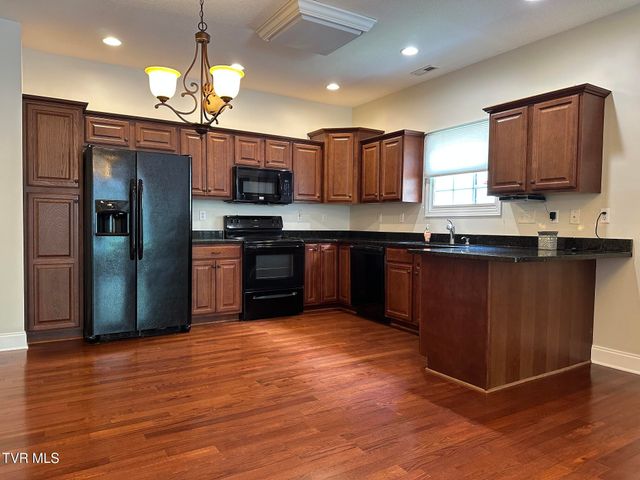 3838 Oakley Place, Kingsport, TN 37664