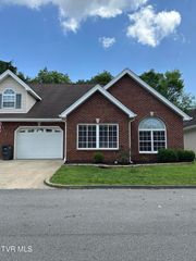 3838 Oakley Place, Kingsport, TN 37664