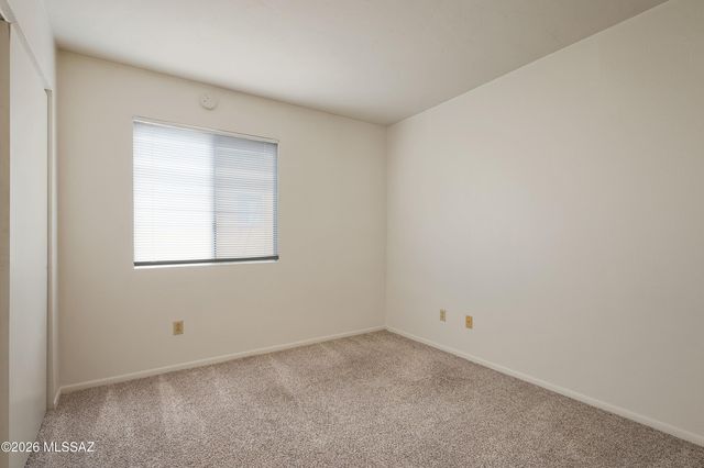 1810 E Blacklidge Dr Apt 726, Tucson, AZ 85719