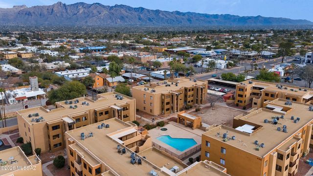 1810 E Blacklidge Dr Apt 726, Tucson, AZ 85719