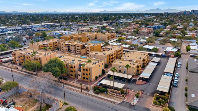 1810 E Blacklidge Dr Apt 726, Tucson, AZ 85719