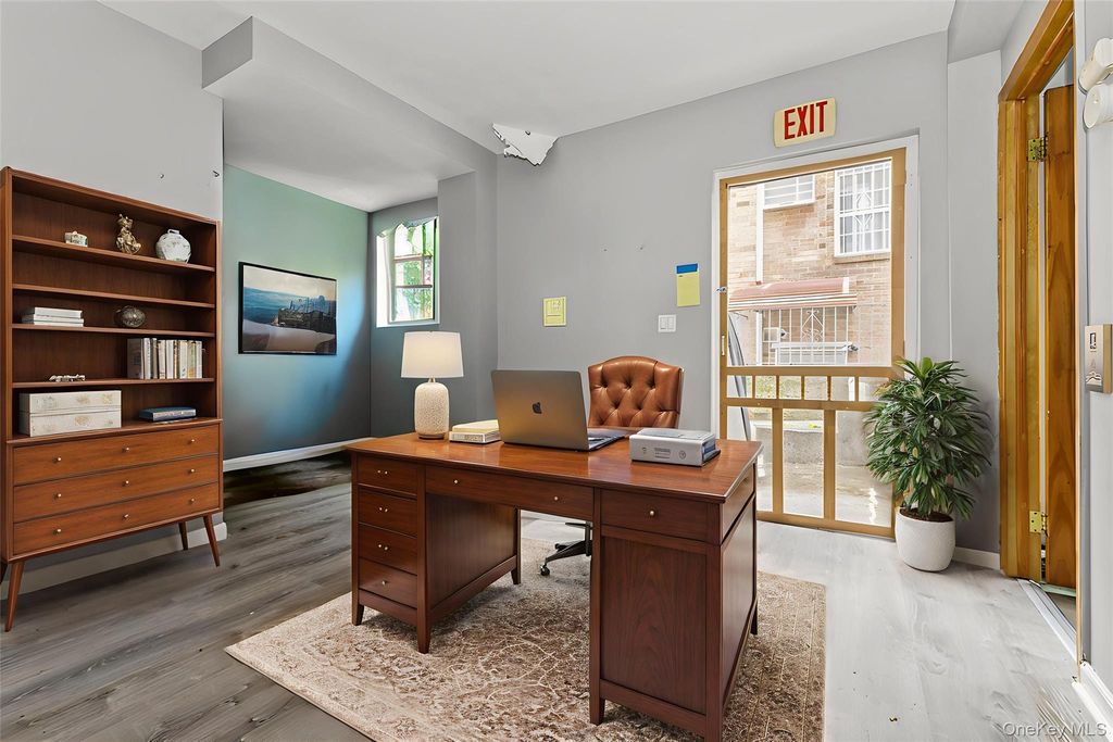 57-35 Lawrence St CF-BA, Flushing, NY 11355