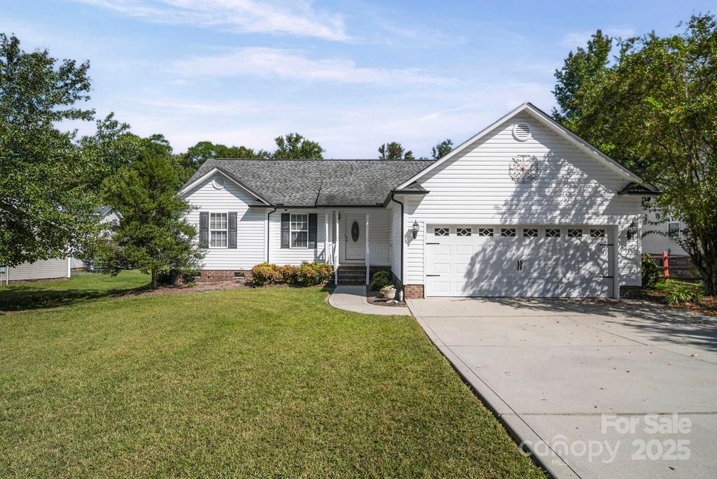 2010 Samantha Drive, Kannapolis, NC 28083