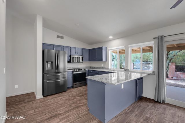 7221 E Clayridge Drive, Tucson, AZ 85750