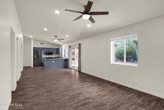 7221 E Clayridge Drive, Tucson, AZ 85750