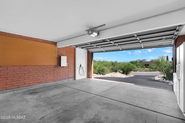7221 E Clayridge Drive, Tucson, AZ 85750