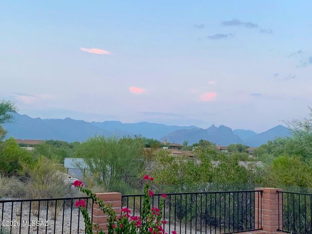 7221 E Clayridge Drive, Tucson, AZ 85750