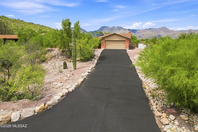 7221 E Clayridge Drive, Tucson, AZ 85750