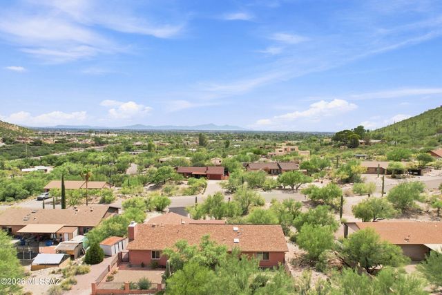 7221 E Clayridge Drive, Tucson, AZ 85750