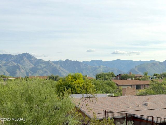 7221 E Clayridge Drive, Tucson, AZ 85750
