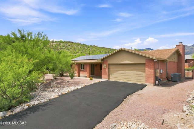 7221 E Clayridge Drive, Tucson, AZ 85750