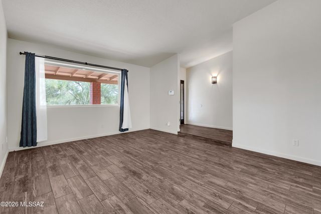 7221 E Clayridge Drive, Tucson, AZ 85750