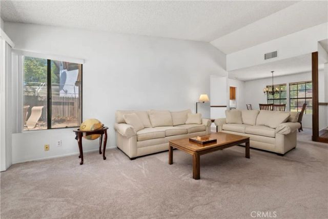 131 Spindlewood Avenue, Camarillo, CA 93012