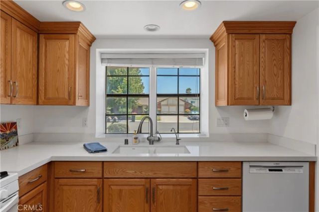 131 Spindlewood Avenue, Camarillo, CA 93012
