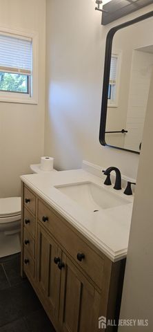 15 N Pennington Road N, New Brunswick, NJ 08901