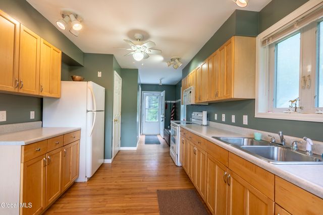 2 Birch Court, Corinth, NY 12822