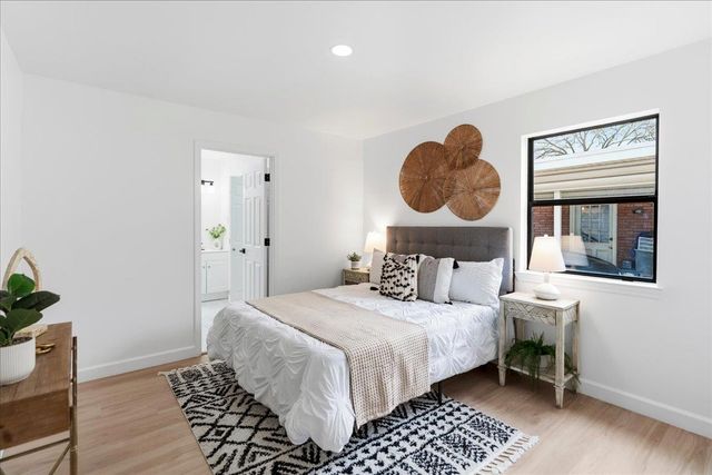 1109 Arcadia Ave, Austin, TX 78757