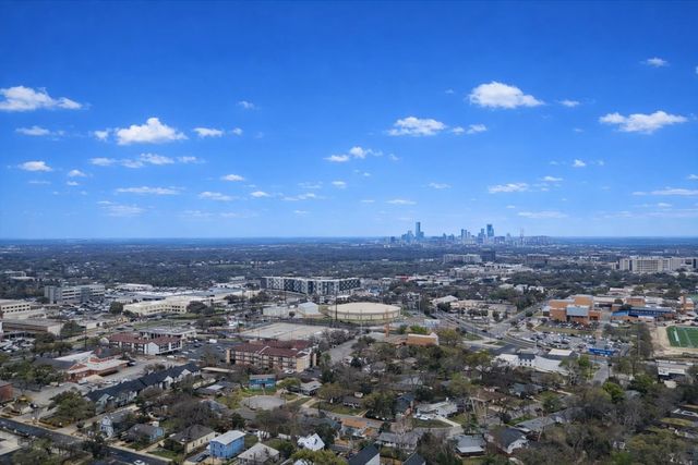 1109 Arcadia Ave, Austin, TX 78757