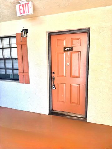 4121 Oak Terrace Drive, Greenacres, FL 33463