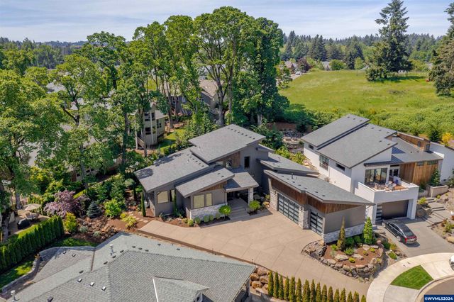 212 Kurth Meadow Av SE, Salem, OR 97306