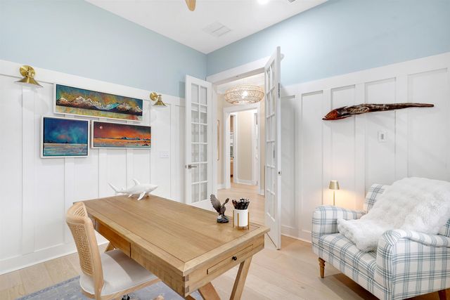 212 Ridgeway Rd, St Augustine, FL 32080