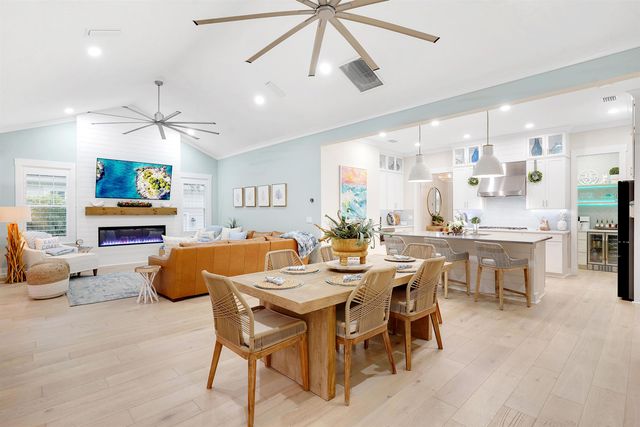 212 Ridgeway Rd, St Augustine, FL 32080