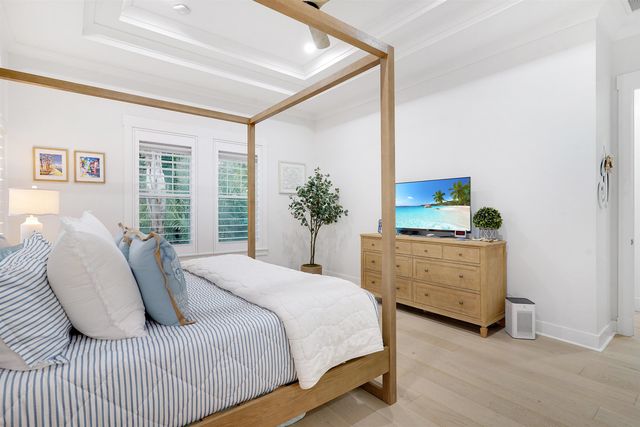 212 Ridgeway Rd, St Augustine, FL 32080