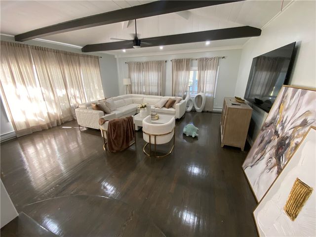 109 Cobble Hill Road, Lincoln, RI 02865