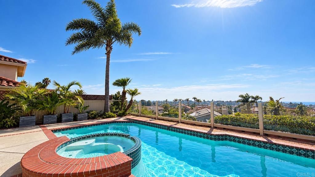 1588 Bella Vista Dr., Encinitas, CA 92024 — exterior