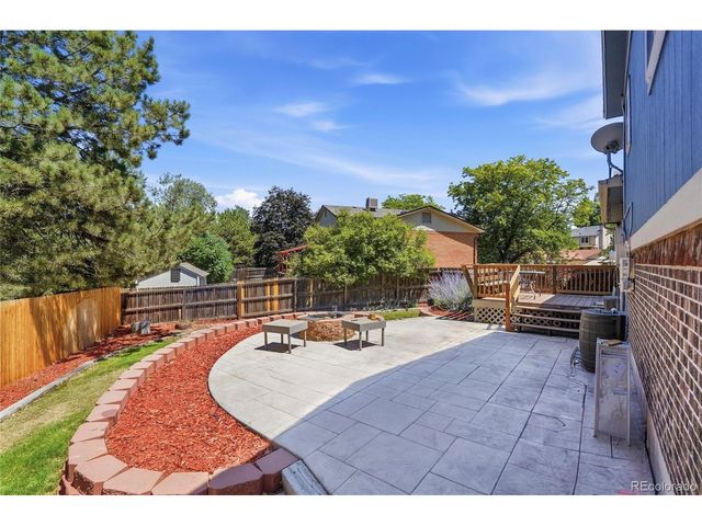 6740 Devinney St, Arvada, CO 80004