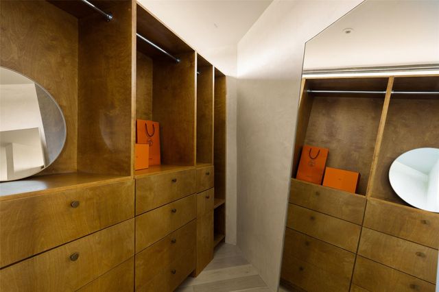 2302 E 11th ST, Austin, TX 78702