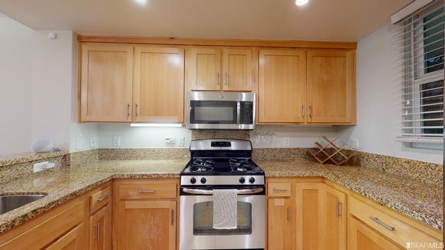 301 Crescent Court 3101, San Francisco, CA 94134