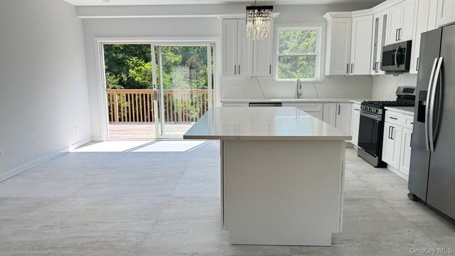 38 Johnsontown Road, Sloatsburg, NY 10974