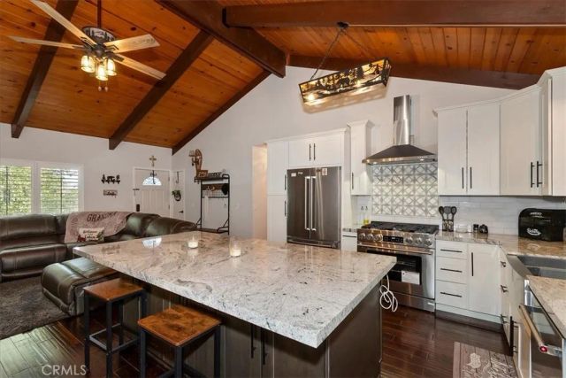370 Weisshorn, Crestline, CA 92325