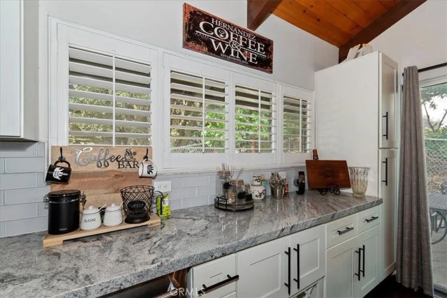 370 Weisshorn, Crestline, CA 92325