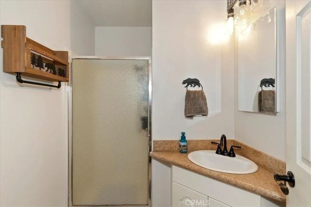 370 Weisshorn, Crestline, CA 92325