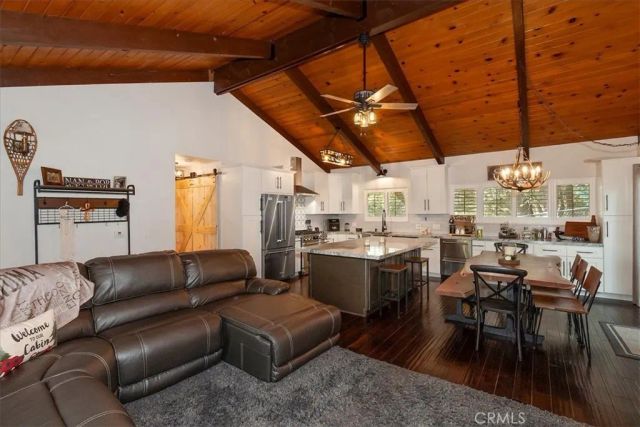 370 Weisshorn, Crestline, CA 92325