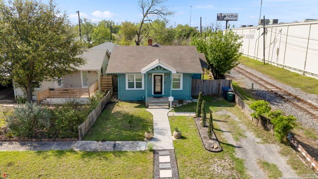 1214 W Summit Ave, San Antonio, TX 78201