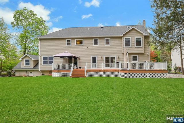 81 Chestnut Street, Allendale, NJ 07401