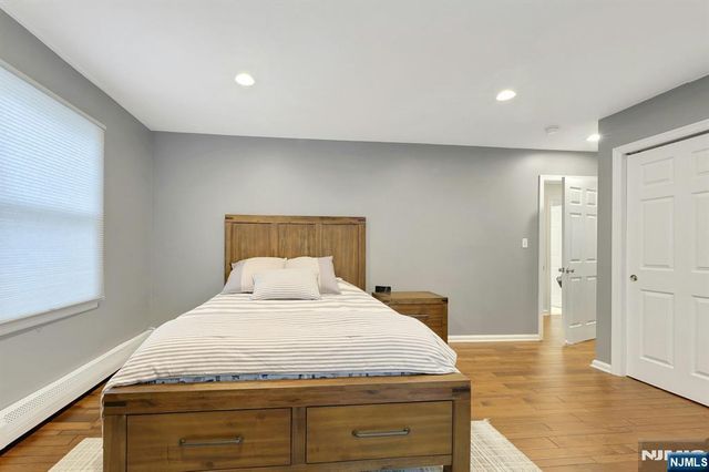 81 Chestnut Street, Allendale, NJ 07401