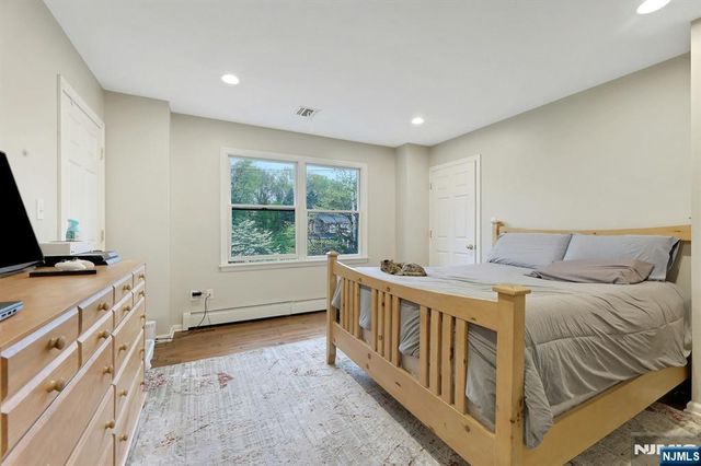 81 Chestnut Street, Allendale, NJ 07401