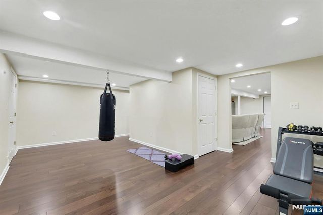 81 Chestnut Street, Allendale, NJ 07401