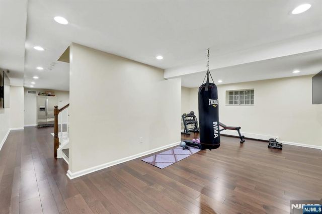 81 Chestnut Street, Allendale, NJ 07401